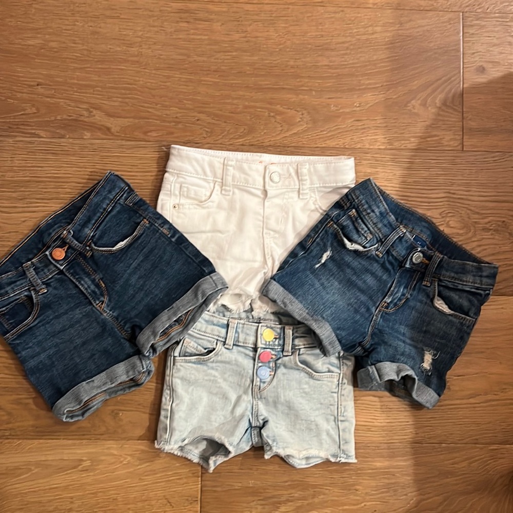 4 Pairs of Toddler Girl Shorts 3T and 4T by Cat and Jack and Old Navy